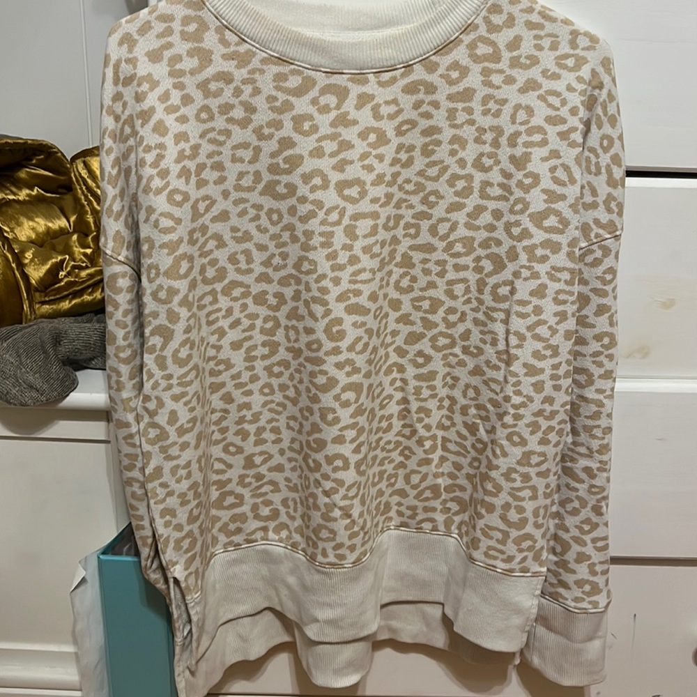 Cheetah Pullover